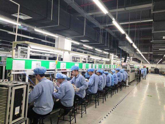 湖州吴兴区工厂直招 5G手机与电脑配件生产岗位